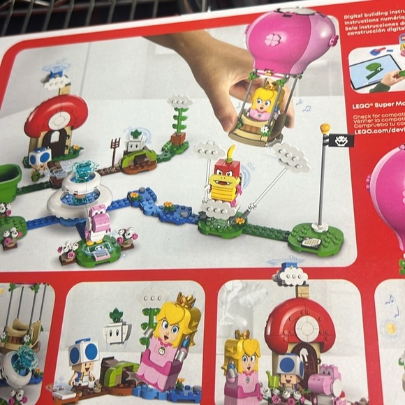 LEGO Super Mario Peach's Garden Balloon Ride Expansion Set 71419 with Pom Pom - Picture 5 of 6